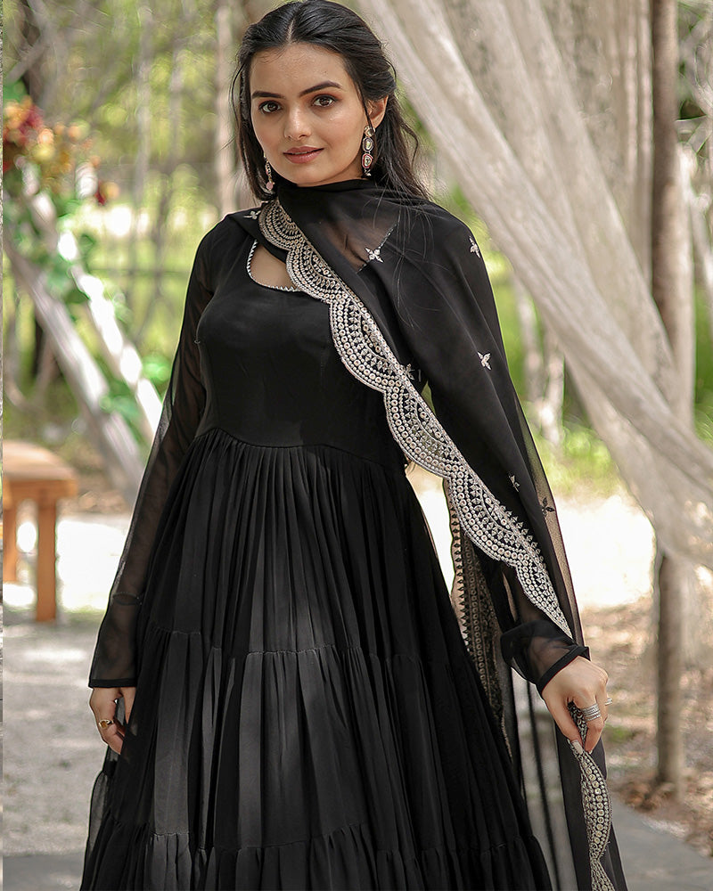 Solid Color Georgette Abaya Style Suit in Black